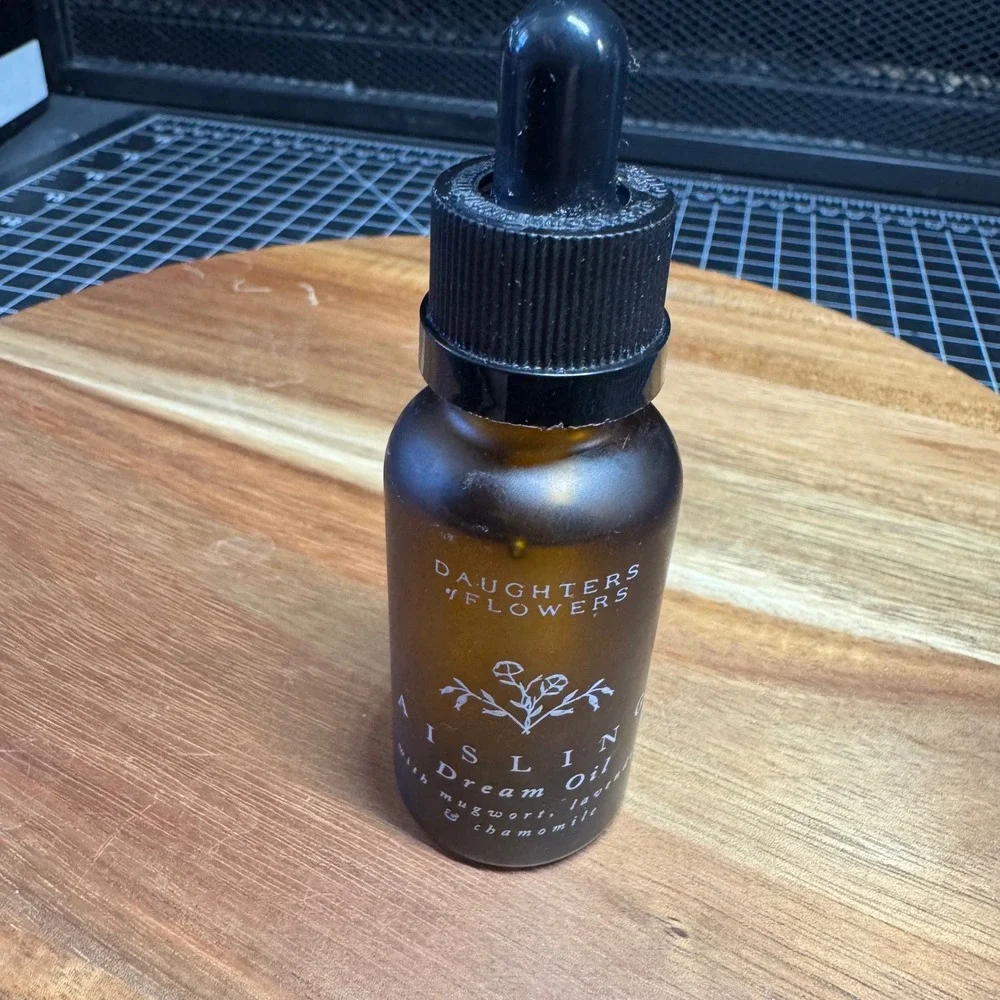 Daughters of Flowers Aisling Dream Oil 30ml Mugwort Lavender Chamomile Body Oil
